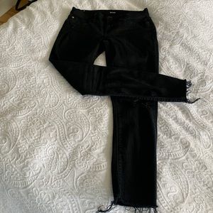Black Hudson Krista crop super skinny